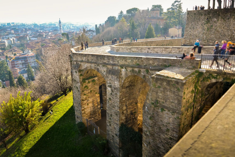 Quarenghi 16