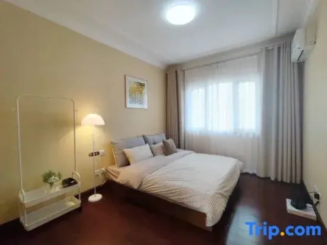 Deluxe Family room with view