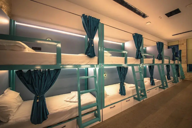 Vega 43 Hostel