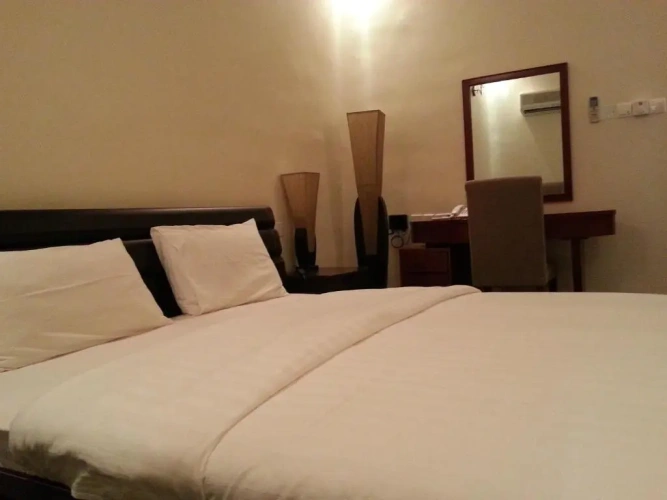 1 Bedroom Suite