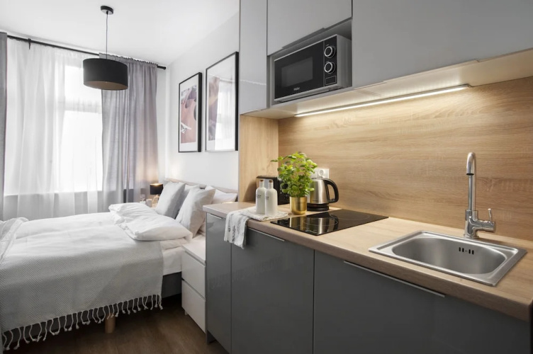 7 Continents Apartments
