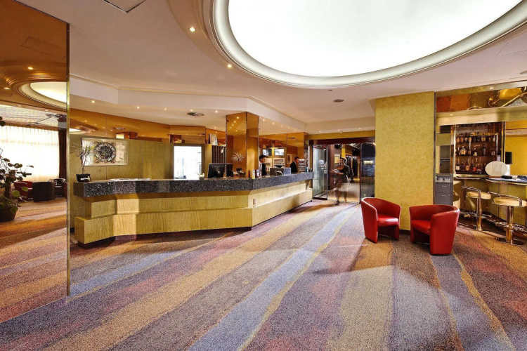Au Parc Hotel