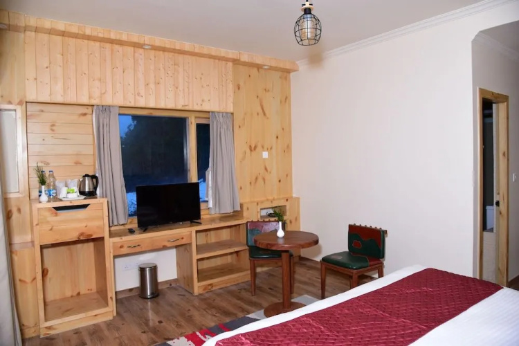 The Alpine Chalet Resort