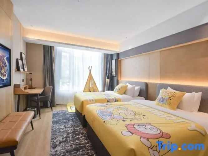 Deluxe Twin Family room