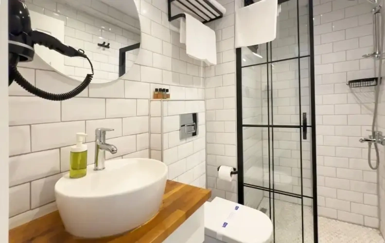Deluxe Double Basement room