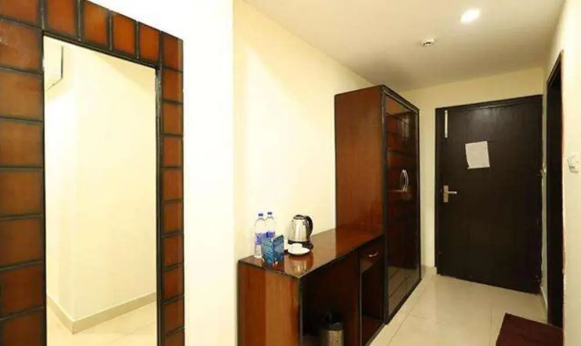 Fabhotel Red Coral