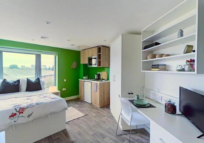 Sophisticated Studios Greenwich