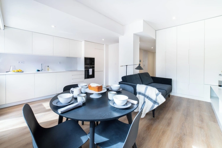 2 Bedrooms Deluxe Apartment
