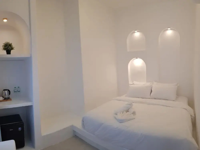 Ipoh Santorini Hideaway Hotel Inspired