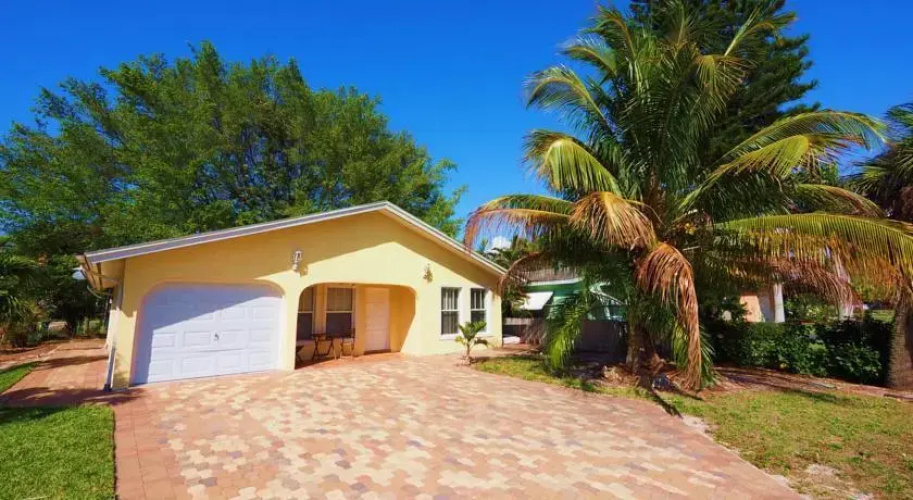 Banyan Beach House