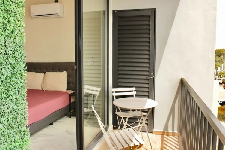 Lomas Sense Apartments