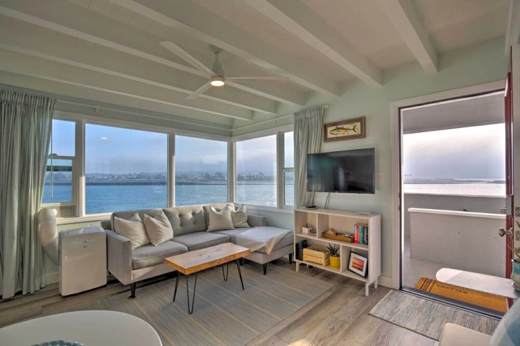 1 Bedroom Apartment with balcony