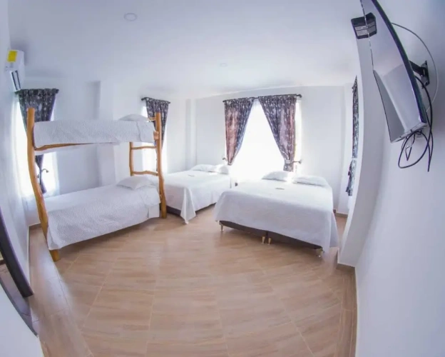 4 Bedrooms Standard room