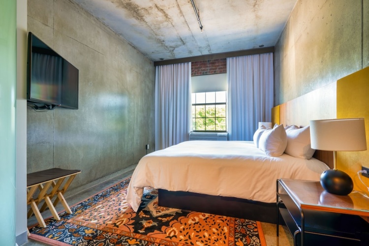 The Loom Hotel Tapestry Collection by Hilton
