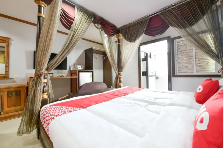 OYO Maesri Resort
