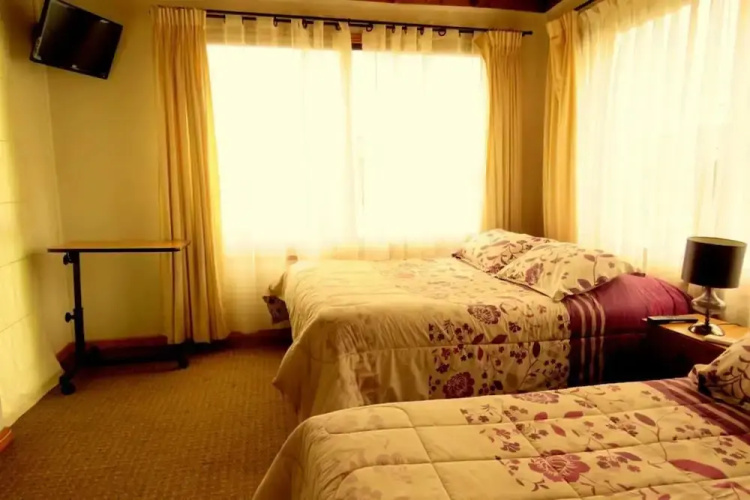 Hostal Costamía