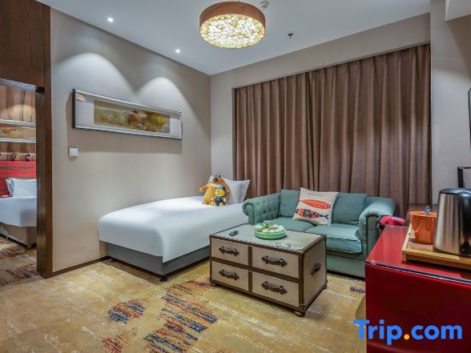 2 Bedrooms Twin Family Suite