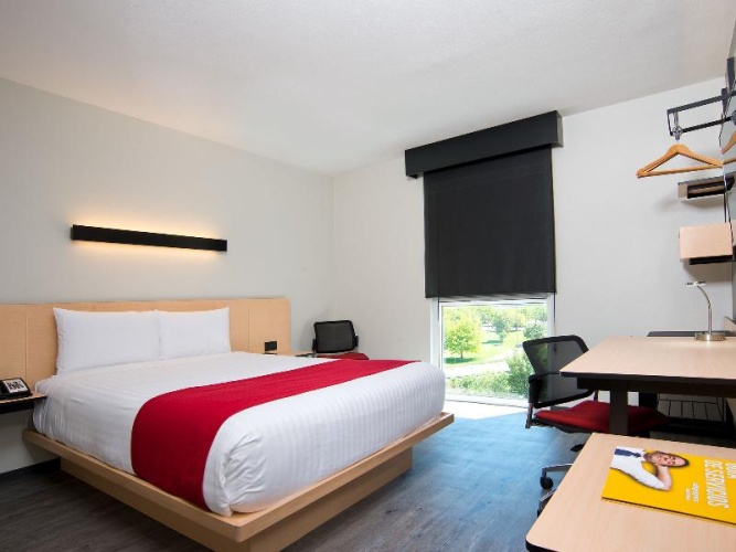 Standard Double room with view