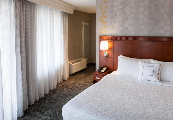 Courtyard by Marriott Seattle Kirkland