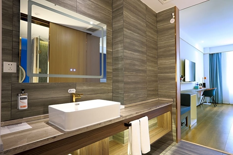 2 Bedrooms Quadruple Suite