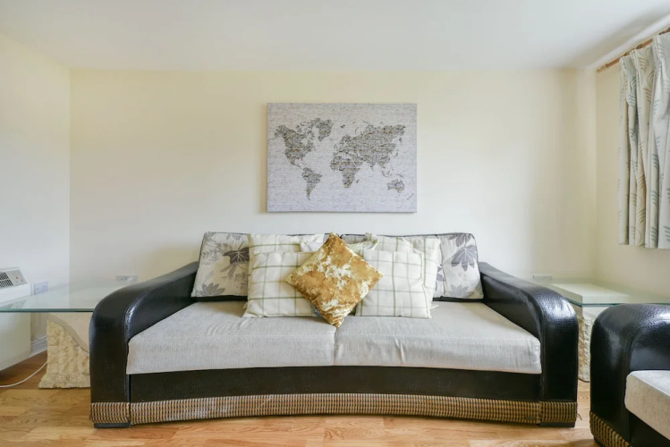 Haldane Lodge 2-Bedroom Flat