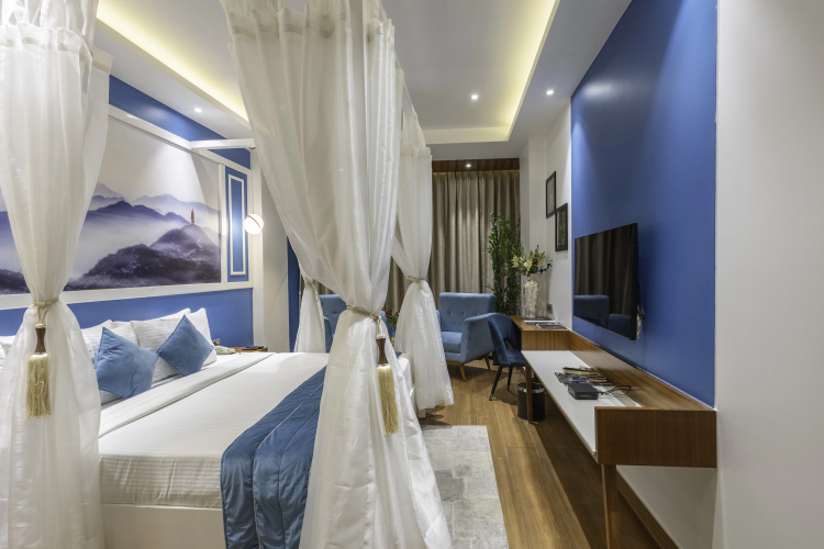 Clarks Collection Epicure Dehradun