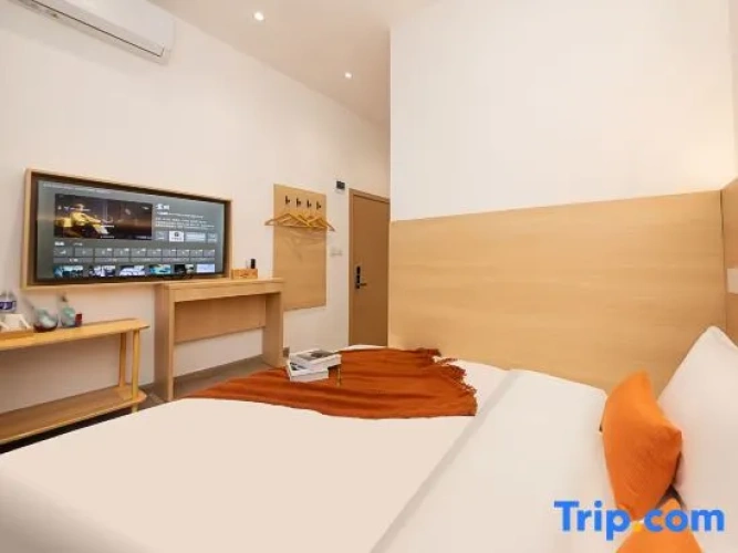 Comfort room