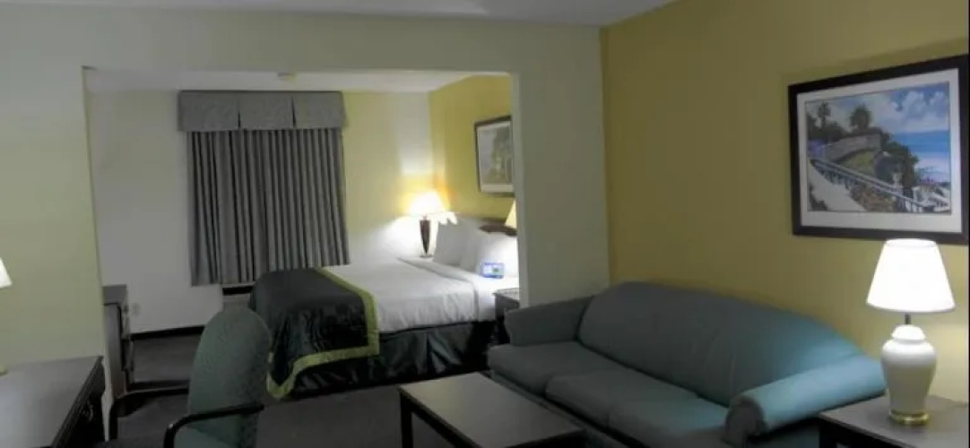 Baymont Inn & Suites Mason