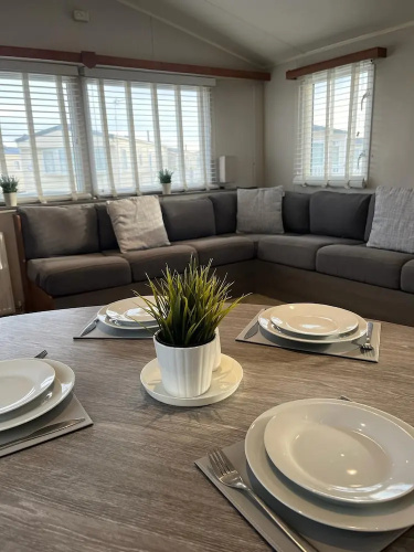 3 bed Stunning Caravan Situated nr Whitstable