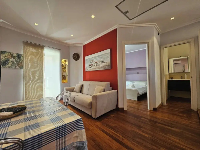 Un Balcone su Via Bordonaro