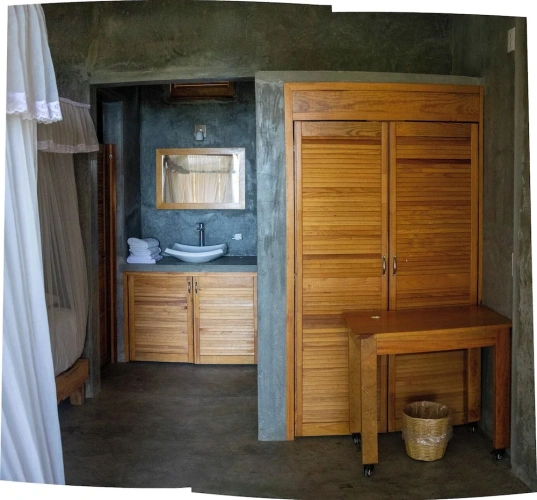 Standard Triple room with balcony and with garden view