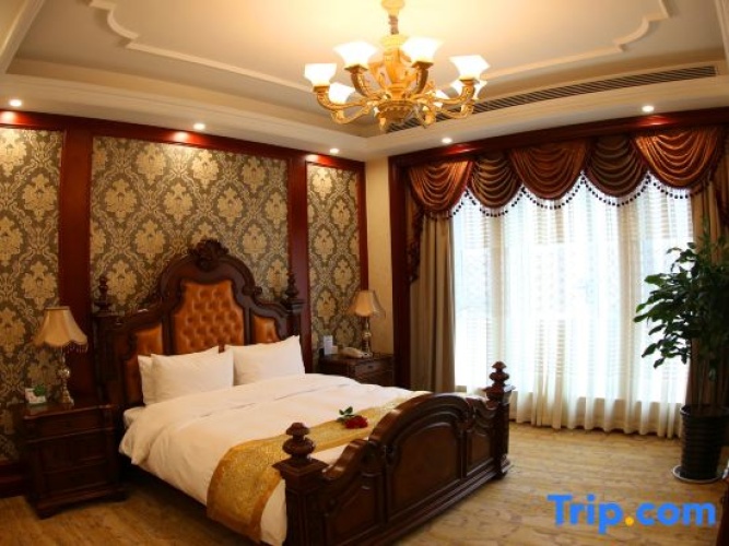 Deluxe Double Family Villa