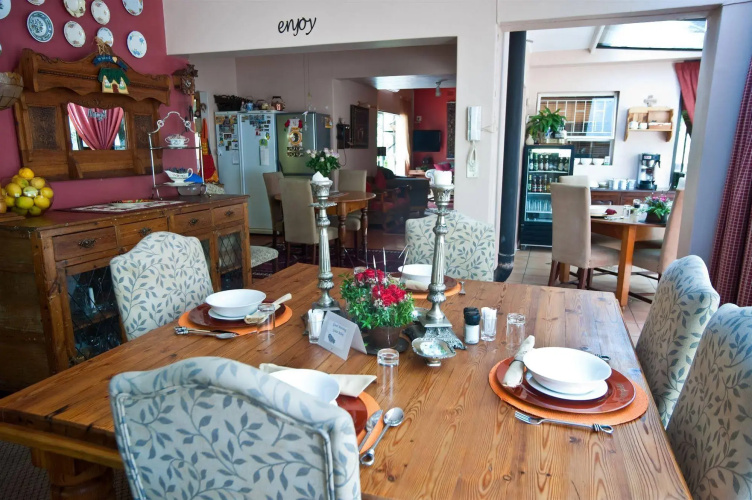 $@Flo-Ben Guest House
