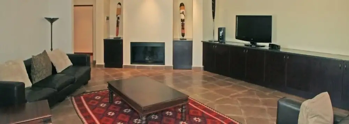 4 Bedrooms Luxury Cottage