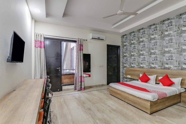 Standard Suite