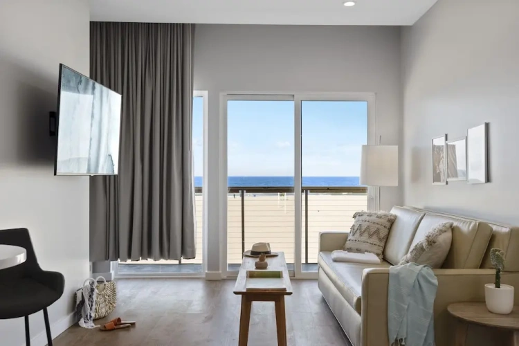 Double Suite with balcony and with ocean view