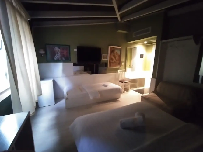 Deluxe Double Suite