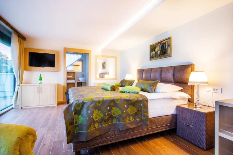 Double Family Apartment
