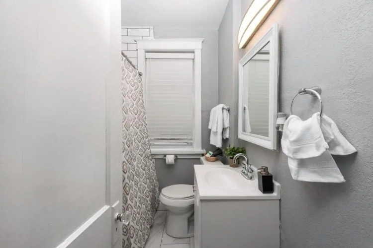 Charming & Historic 1br