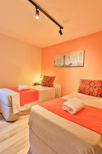 Standard Triple room