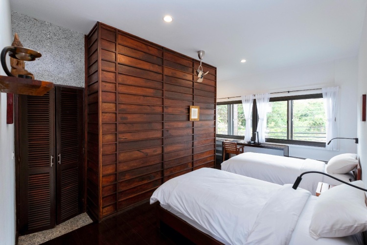 Superior Twin room