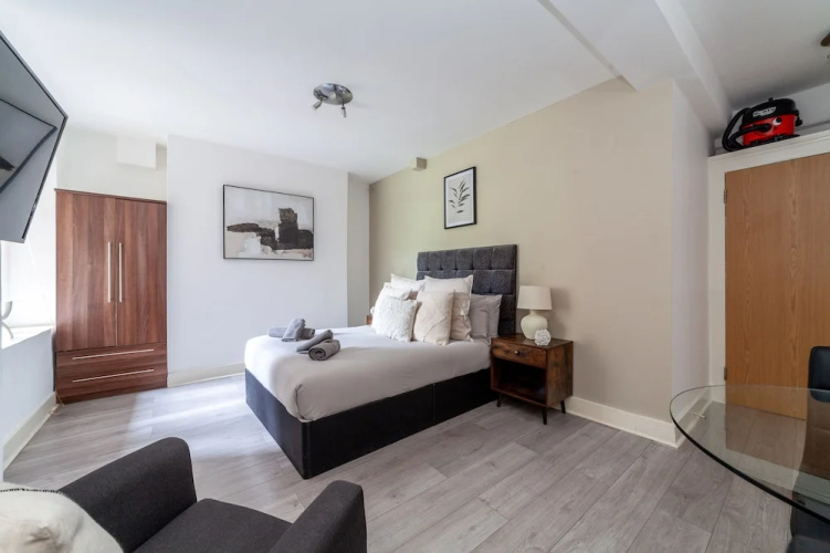 The Maida Vale Flat
