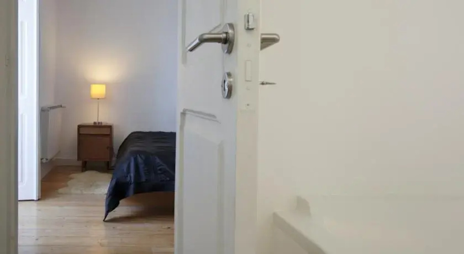 Lisbon Apartment - General Farinha Lisboa