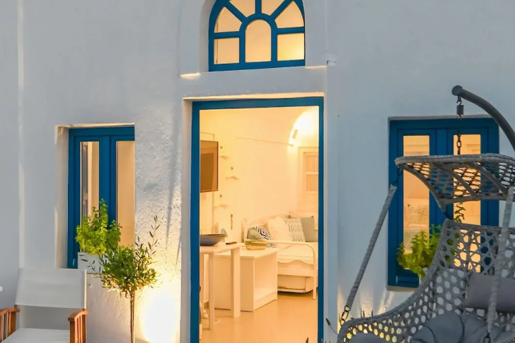 Castelia Villa Akrotiri