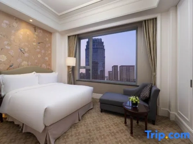 2 Bedrooms Superior Apartment