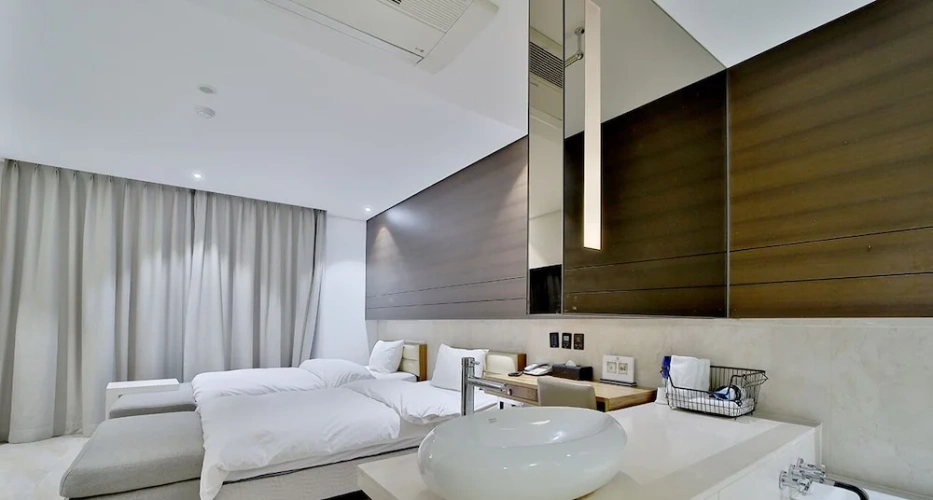 Premium Single room