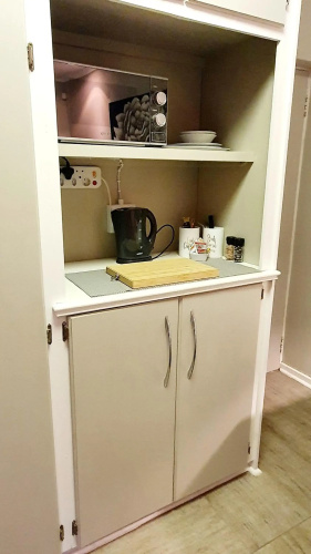 THE SPARE BEDROOM Unit 1