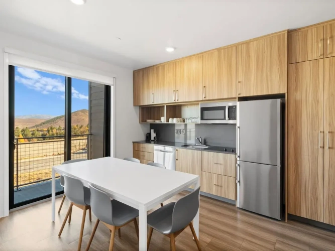 1 Bedroom Premium Family room