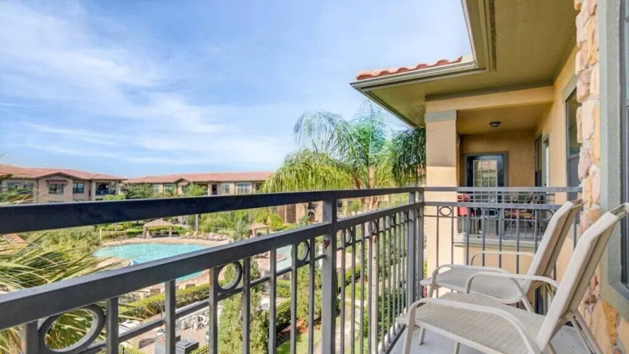Stunning 3 Bed Condo Near Disney