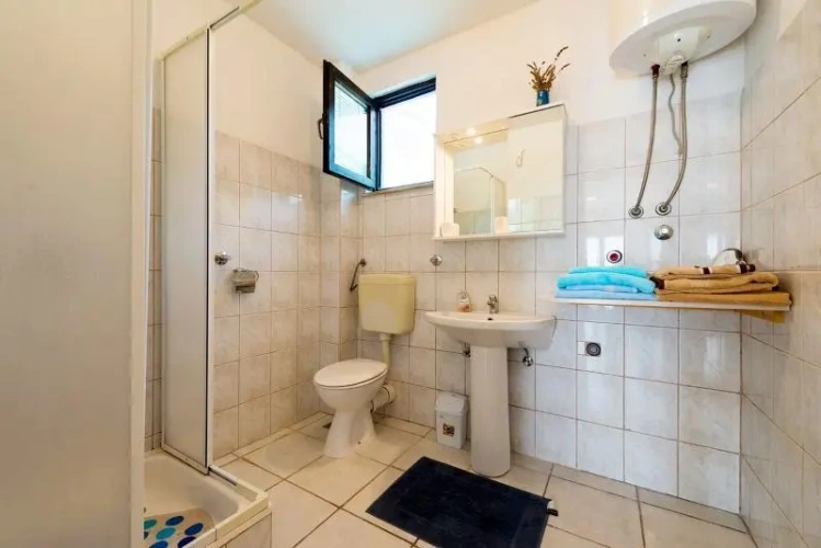 Quadruple Apartment